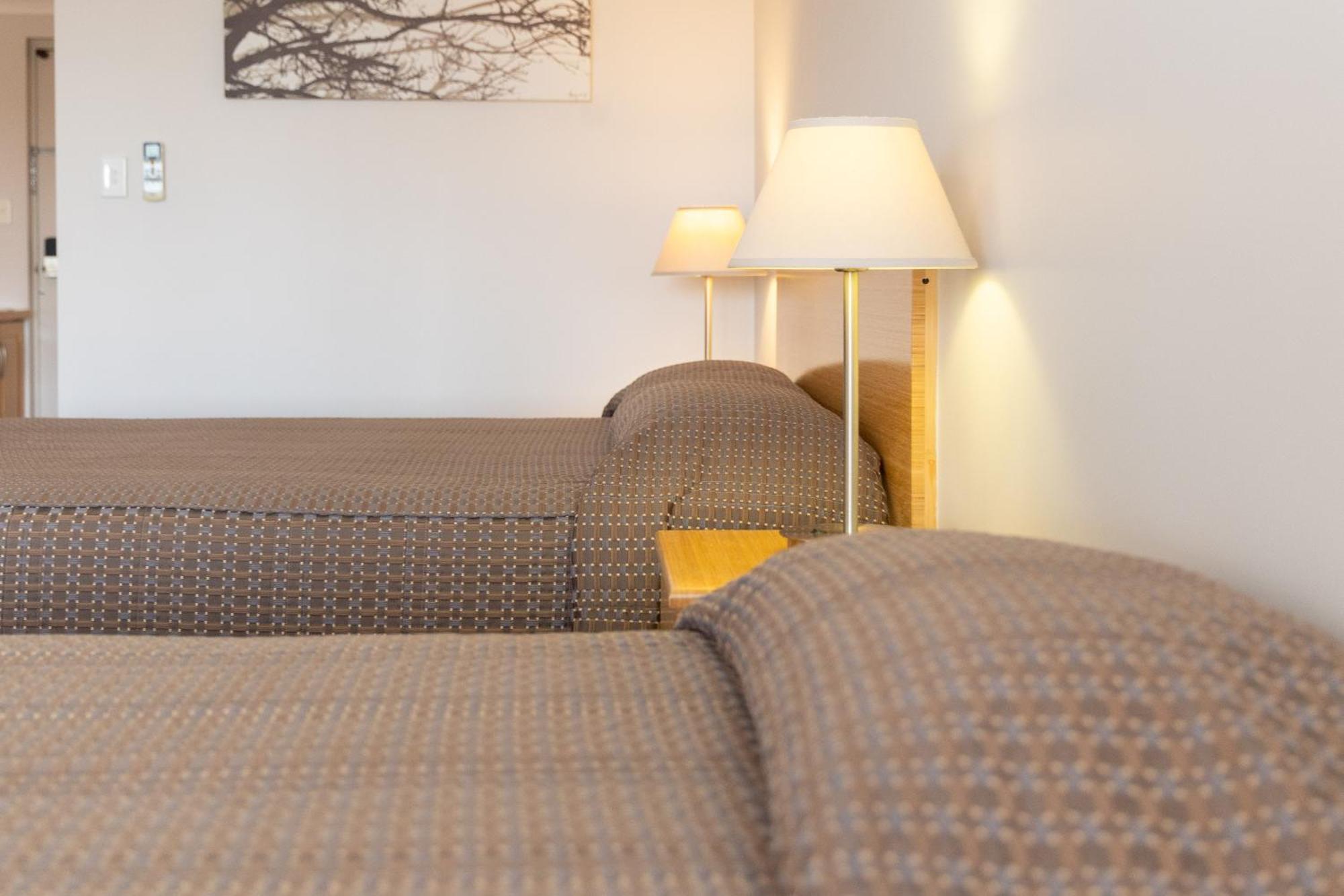 Dog Rock Motel Олбани Екстериор снимка